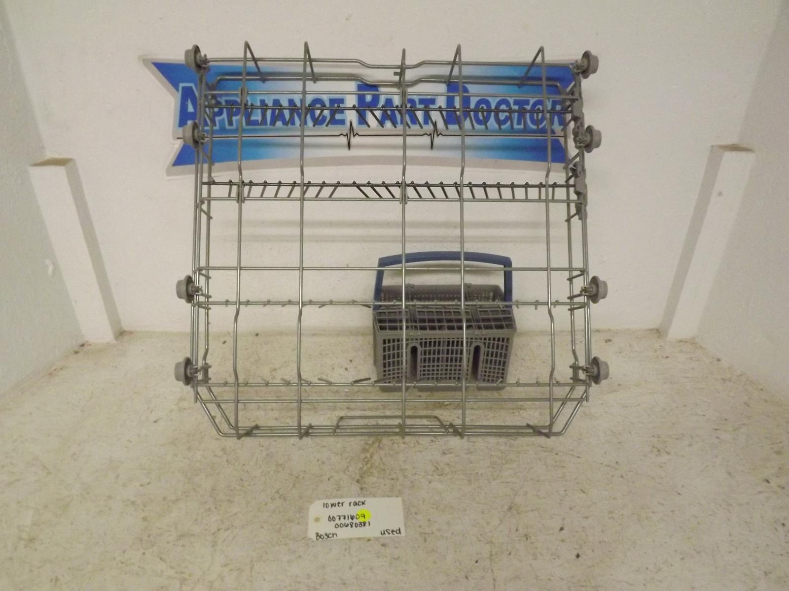 Bosch Dishwasher 00771609 00680381 Lower Rack Used Bosch Dishwasher 00771609 00680381 Lower Rack Used